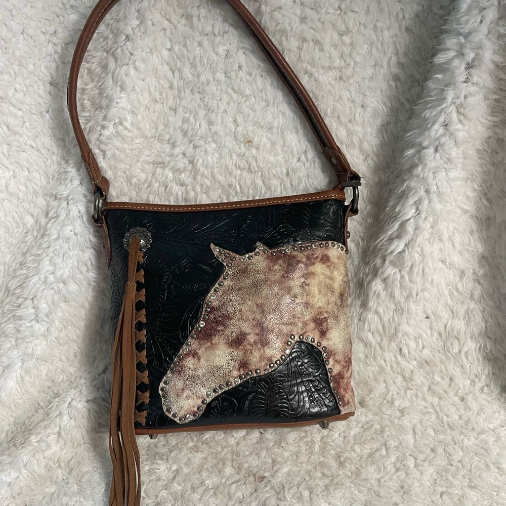 Montana West Black and Brown Horse Accent Shoulder Bag - Picture 5 of 14